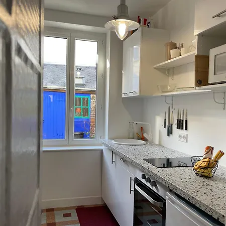 Le 111 Bed and Breakfast