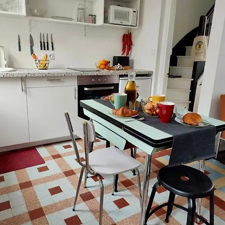 Le 111 Bed and Breakfast *